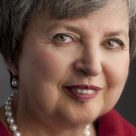 Elaine Kalman Naves headshot