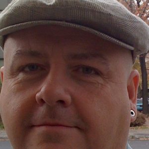 Peter Dubé headshot